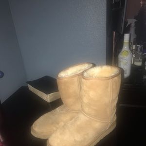 Uggs 10
